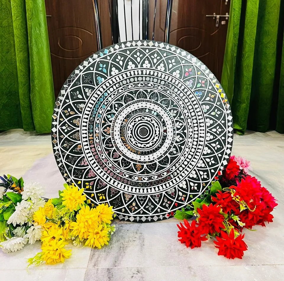 Black and White Large Circular Wall Lippan Art